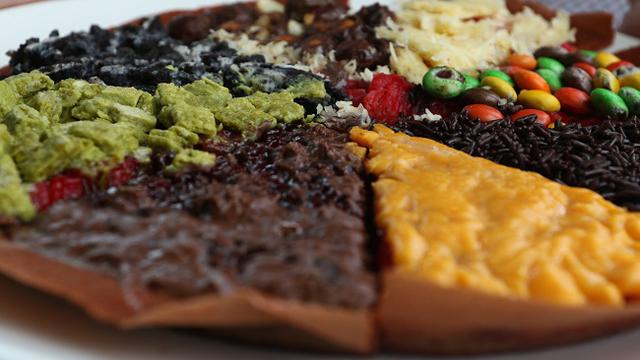 Sajian Anti Mainstream, Martabak Telur Petai, Jengkol,dan Gudeg