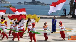 Citizen6, Belitung: Adanya kegiatan Sail, menjadi media untuk lebih meningkatkan persatuan sekaligus katalis antar daerah dalam upaya pencepatan pembangunan, khususnya pembangunan bahari dan pulau-pulau di wilayah perbatasan.  (Pengirim: Efrimal Bahri)