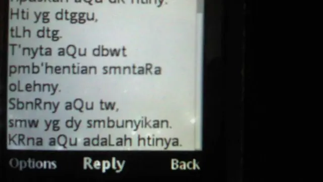 6 Chat Lawas Pacaran ala Generasi 90-an Ini Sukses Bikin Nostalgia