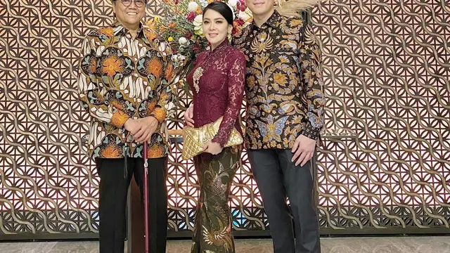 Momen Kebersamaan Syahrini dan Mertua