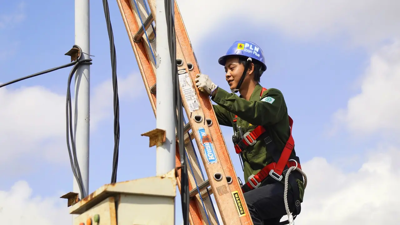 PLN Icon Plus berhasil meraih sertifikasi ISO 50001 yang mencakup Sistem Manajemen Aset untuk penyediaan aset fisik jaringan yang mendukung layanan di wilayah Jabodetabek. (Dok PLN)