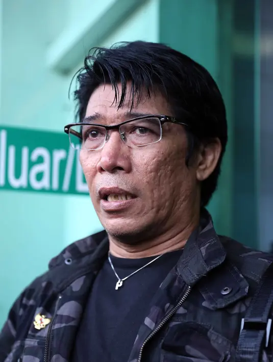 Parto hanya bisa menyarankan, bahwa harus ambil salah satu keputusan. Budi pun akhirnya tepat mengambil pilihannya melawak. (Nurwahyunan/Bintang.com)