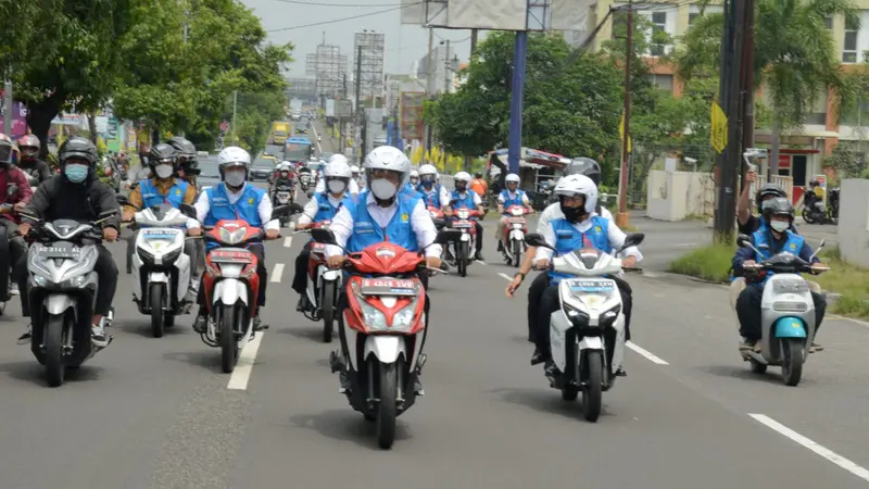 KESDM dan PLN Gelar Parade Motor Listrik