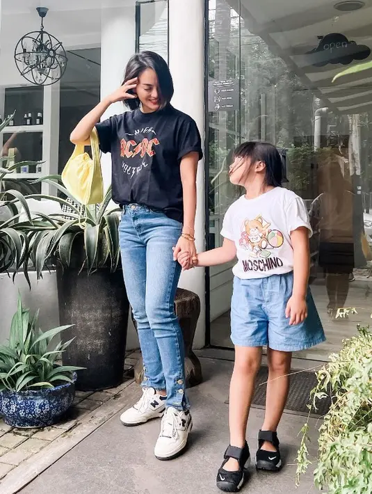 Ririn Ekawati tampil lebih muda [Instagram/ririnekawati]