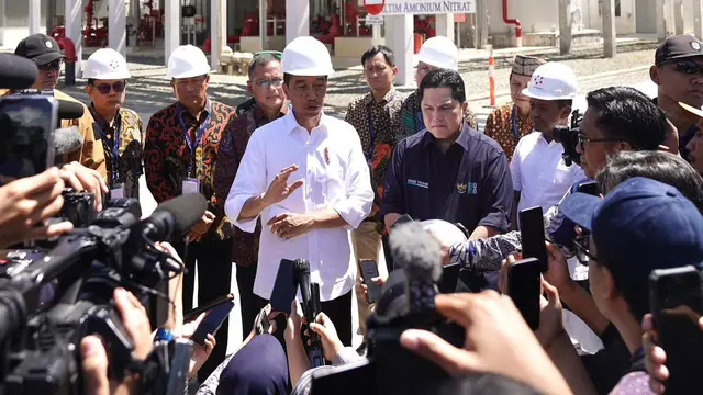 Presiden Joko Widodo (Jokowi) meresmikan pabrik amonium nitrat di Kawasan Industrial Estate (KIE) Bontang, Kalimantan Timur, Kamis (29/2/2024).