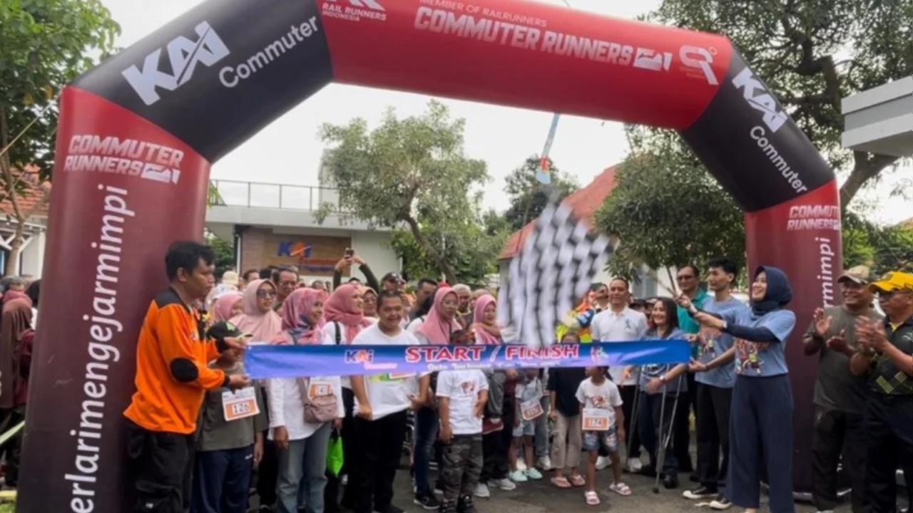 Momen Bahagia Penyandang Disabilitas Ramaikan Fun Run KAI Commuter