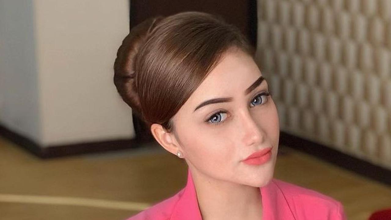 Potret Cristina Laws Pakai Seragam Bhayangkari, Istri AKP Abdul Rauf yang Cantik Bak Barbie