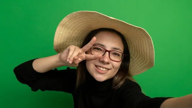 Cara untuk menghindari flashback agar hasil foto tetap natural dan memukau (Foto/Sumber: Freepik)