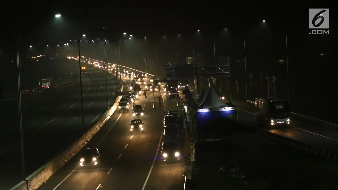 Arus Mudik di Tol Pejagan-Pemalang Ramai Lancar