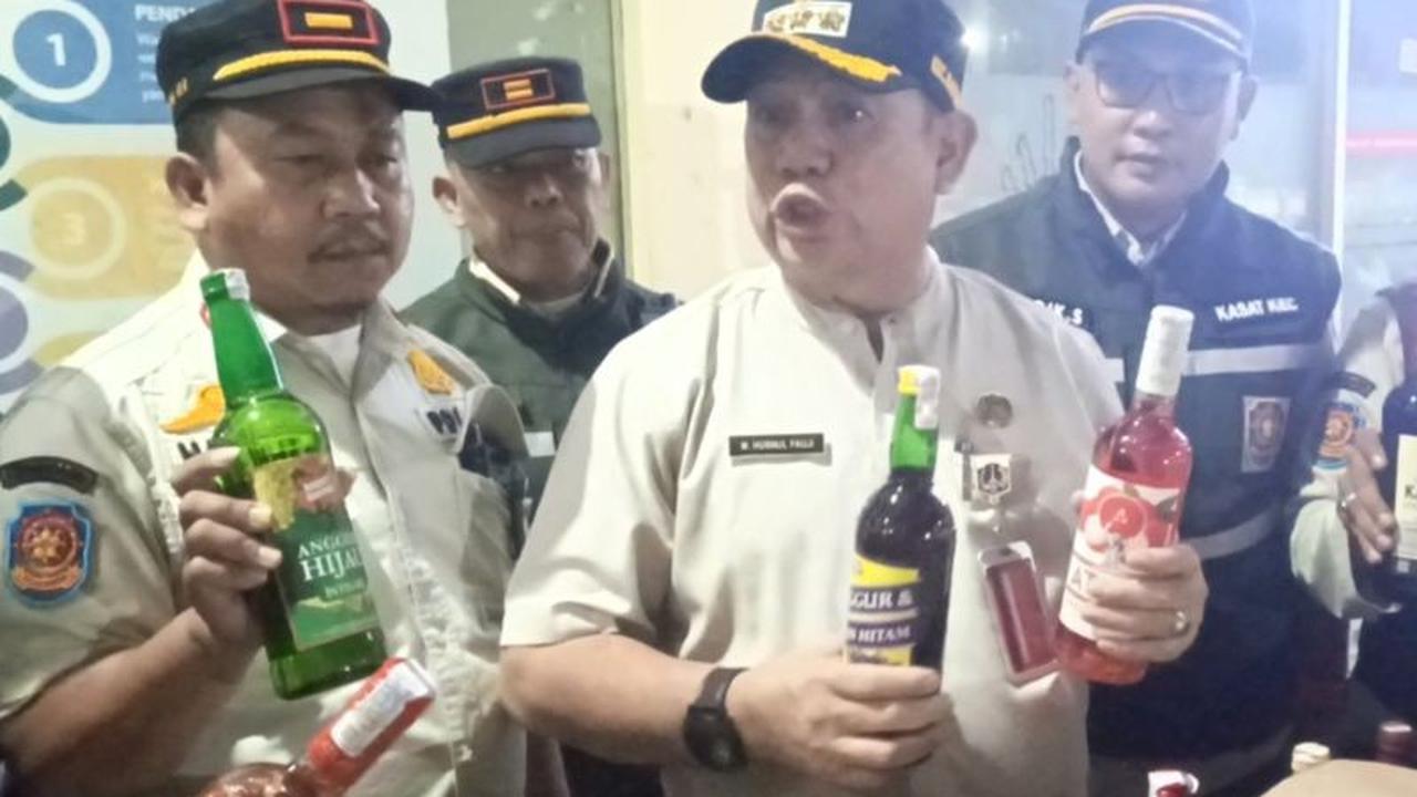 Operasi Pekat Jaya: Puluhan Miras Ilegal Disita di Matraman Jelang Ramadhan 2026