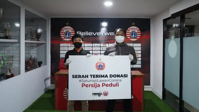 Persija menggandeng PSSI Pers untuk membantu ekonomi masyarakat yang terkena dampak pandemi virus corona.