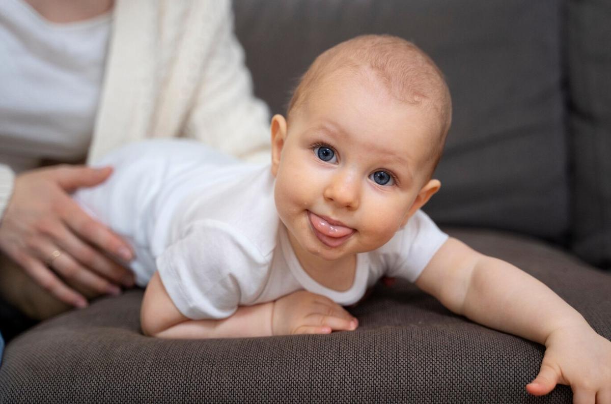 Haruskah Menggunduli Rambut Bayi? Ketahui Dampaknya pada Perumbuhan Rambut Bayi