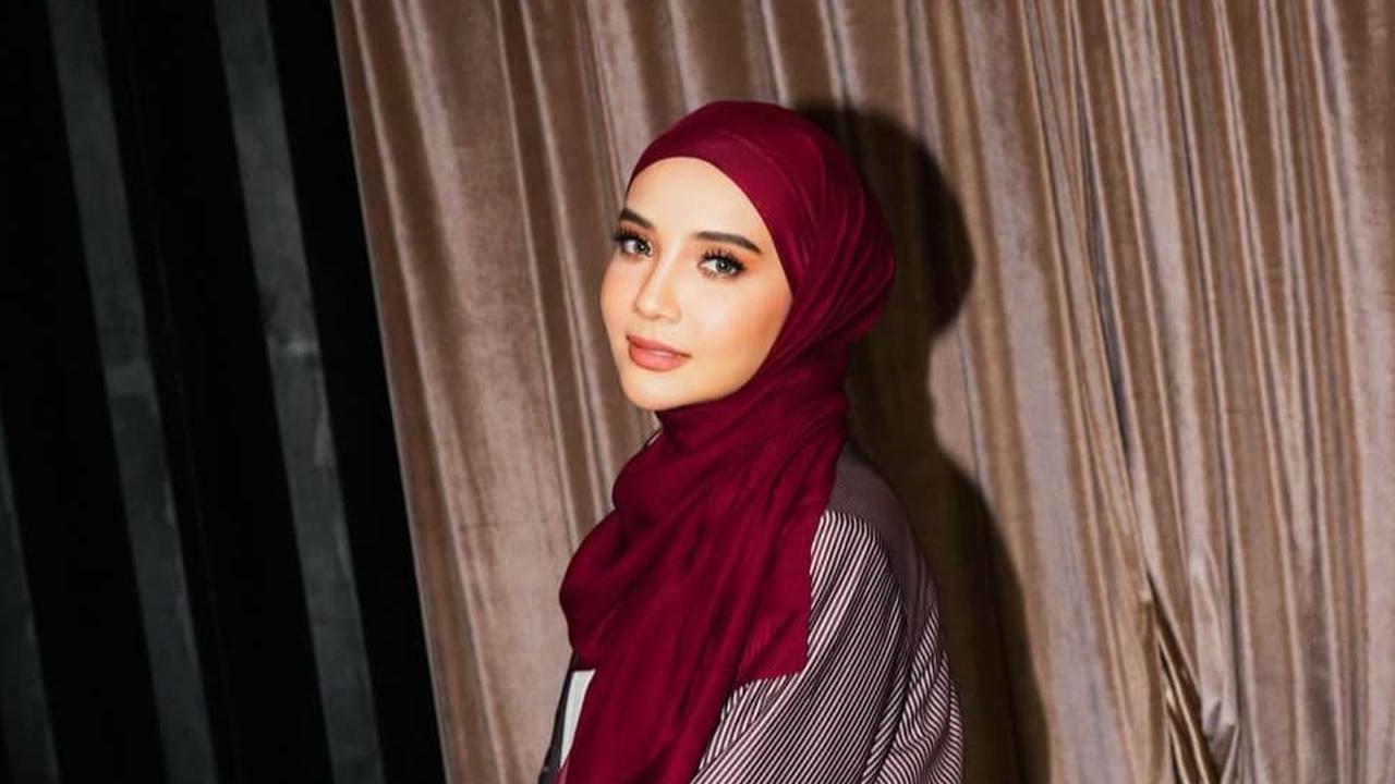 Transformasi Dapur Zaskia Sungkar, Dari Sederhana Menjadi Bergaya Mewah yang Fungsional