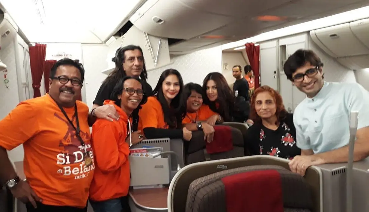 Rano Karno dan Keluarga Si Doel