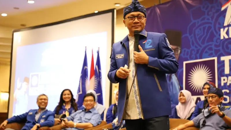 Ketua Umum Partai Amanat Nasional (PAN) Zulkifli Hasan saat berkampanye di Kota Bandung, Jawa Barat. (Istimewa)
