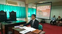 Duta Besar Indonesia untuk Ukraina Yuddy Chrisnandi lulus ujian skripsi kuliah Strata 1 Fakultas Hukum Universitas Nasional (Unas). (Istimewa)