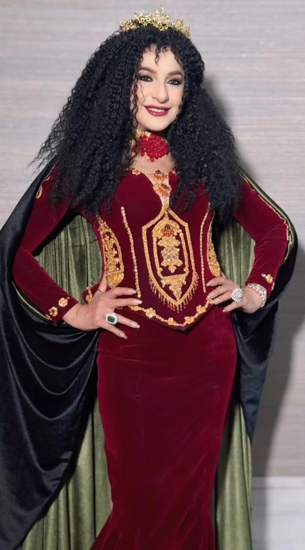 7 Potret Ala Alatas Ibunda Tasya Farasya di Ultah Cucu, Totalitas Cosplay Jadi Madam Gothel