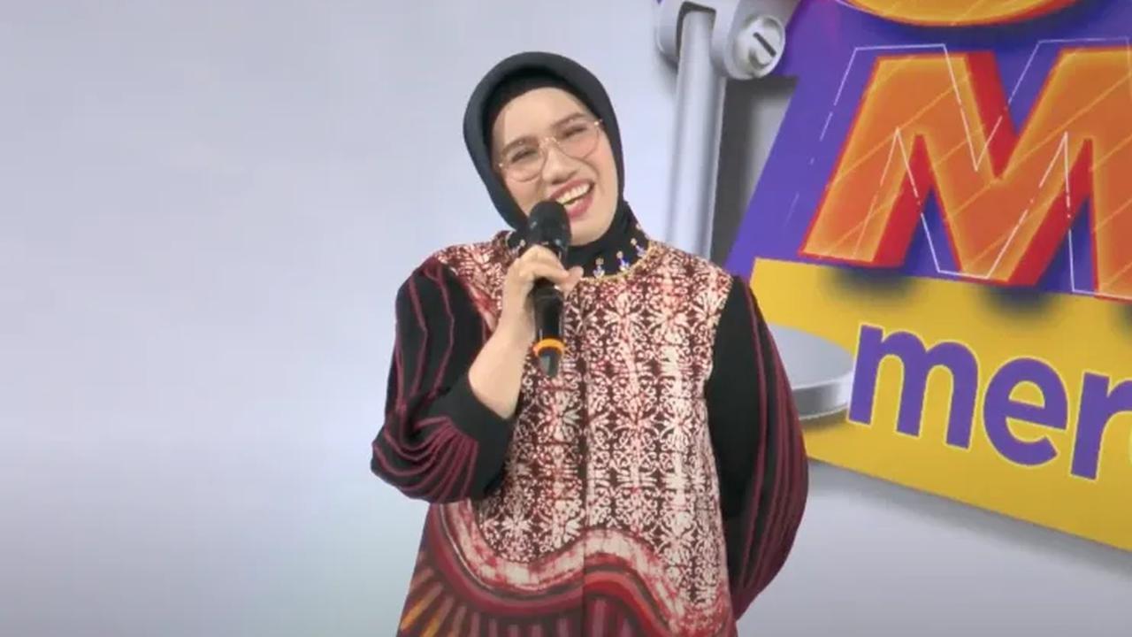 Akui Tak Romantis dengan Suami <br>