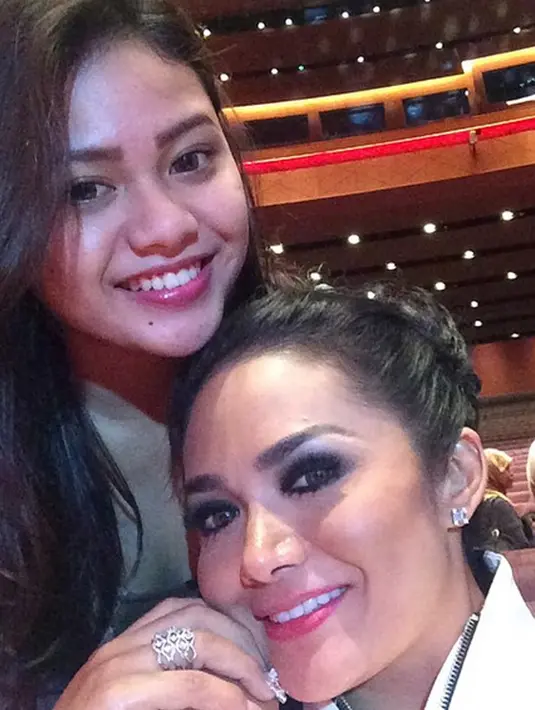 (Instagram/krisdayantirl)