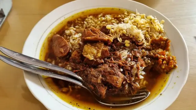 Pecel Rawon Nguling (Foto: Google Maps)