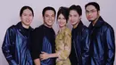 Begini penampakan Johandi Yahya, Luna Maya, Ari Sihasale, Ari Wibowo, dan Surya Saputra pada tahun 2003. (Foto: instagram.com/malibu62studio)