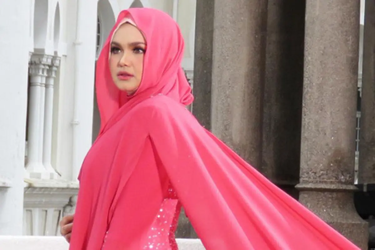 [Bintang] Siti Nurhaliza