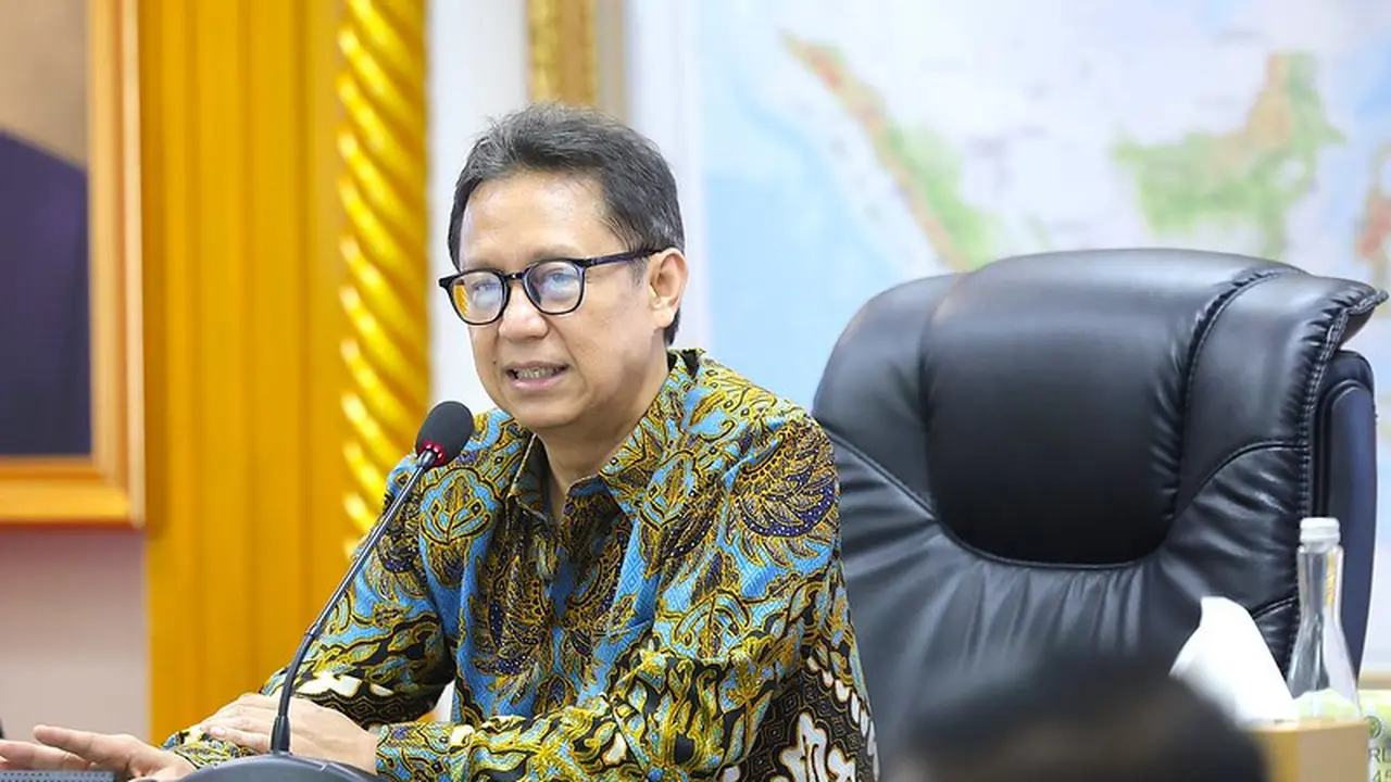Menteri Kesehatan Budi Gunadi Sadikin saat rapat Koordinasi bersama Kementerian Dalam Negeri pada 30 Juni 2025. (Dok Kemenkes RI)