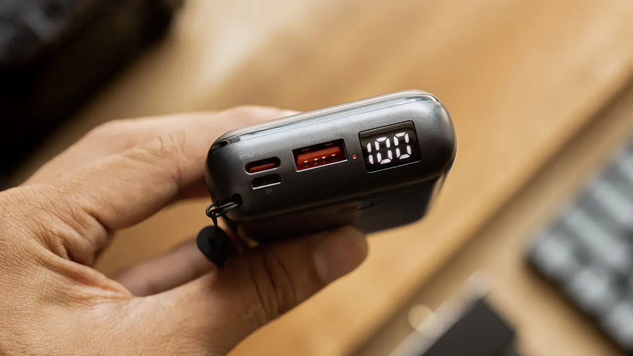 Aturan Bawa Powerbank pada Maskapai RI