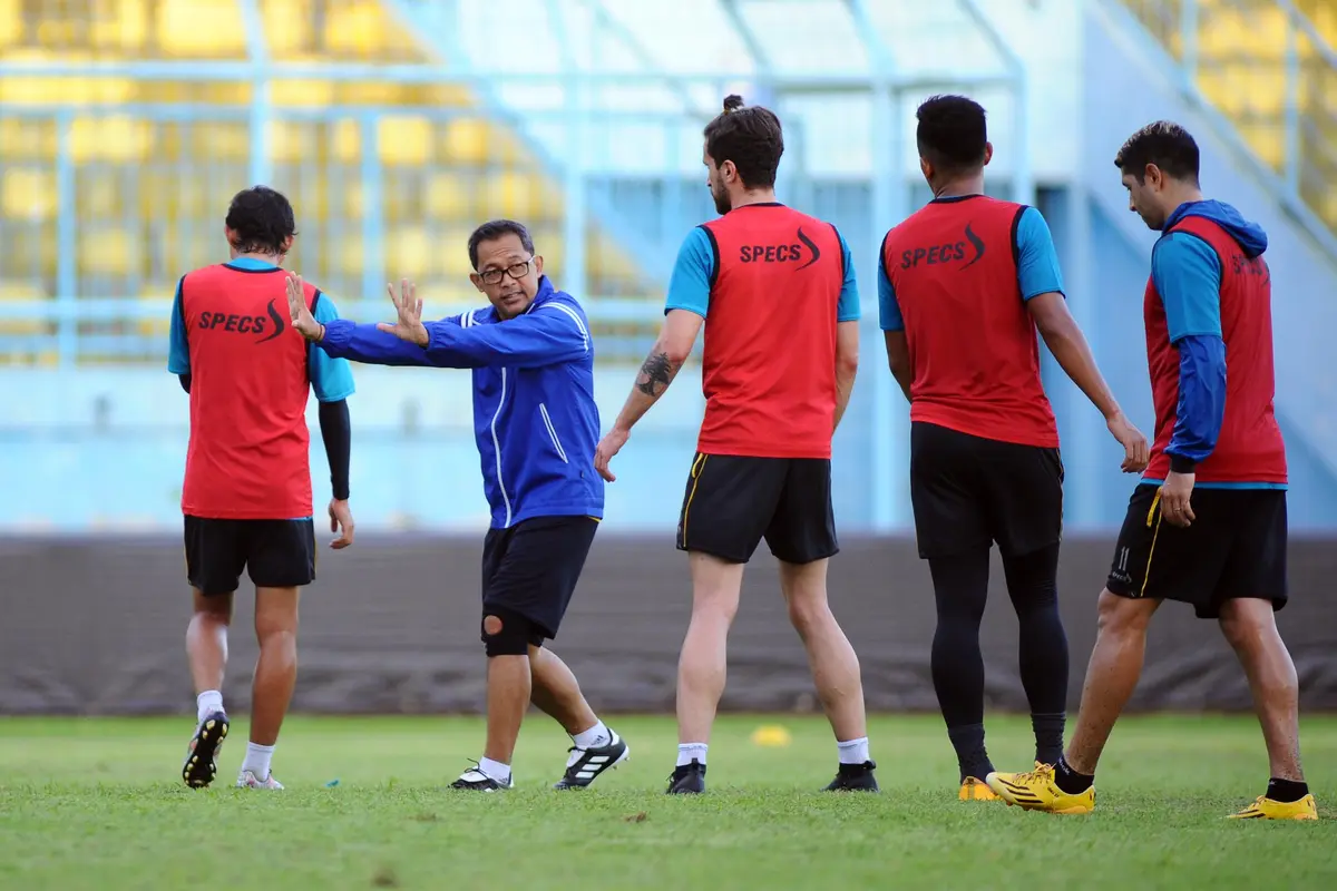 Pelatih Arema FC Aji Santoso