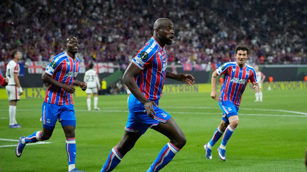 Crystal Palace vs Rayo: Mateta Persembahkan Trofi UEFA Confrence League untuk The Eagles!