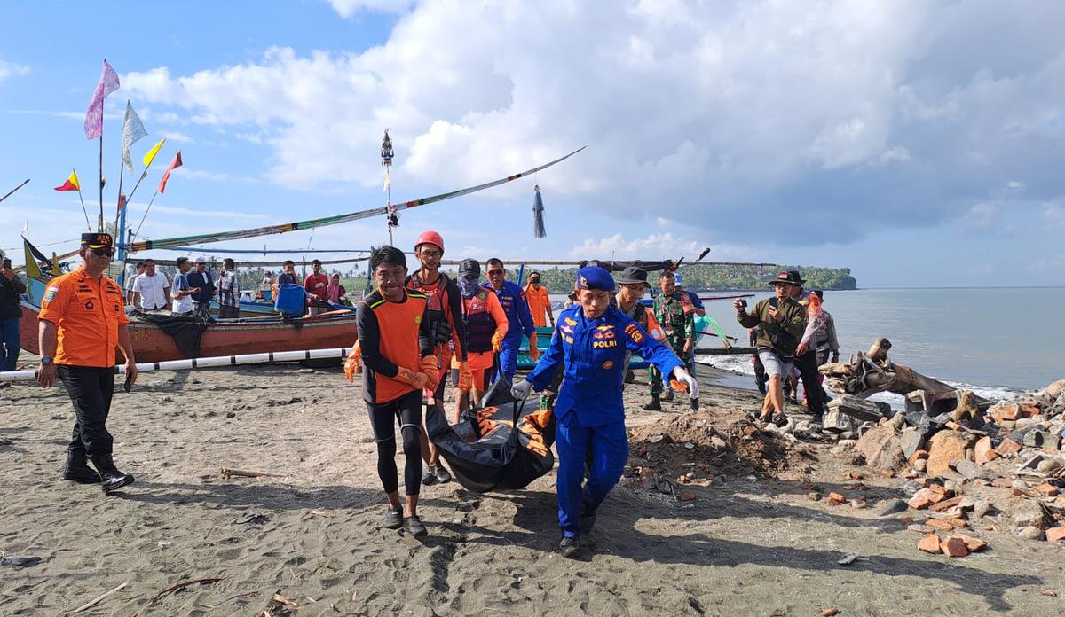 korban KMP Tunu Pratama Jaya