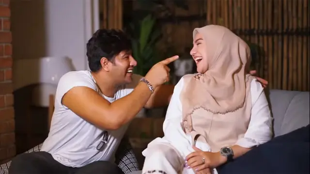 [Fimela] Ammar Zoni dan Irish Bella