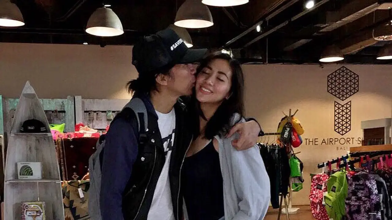 [Bintang] Bimbim Slank dan Reny Setiawati