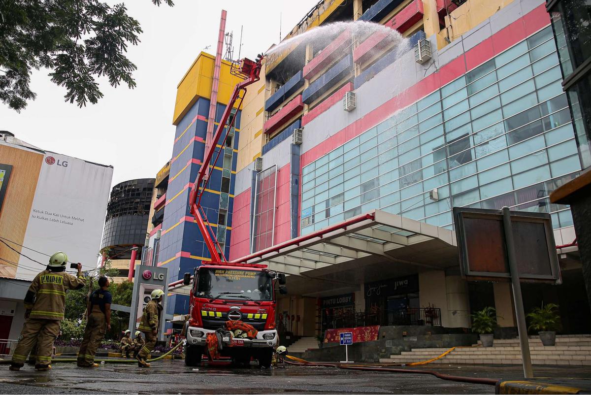 Kebakaran Glodok Plaza