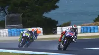 Juara dunia MotoGP 2015, Jorge Lorenzo mengaku frustrasi dalam tes pramusim di Sirkuit Phillip Island, Australia.