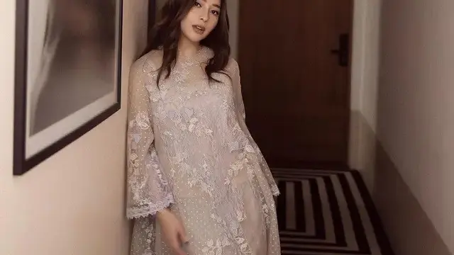 Dari Plisket Futuristik hingga Renda Feminin, Ini Inspirasi Gamis Lebaran 2025 yang Wajib Anda Diketahui