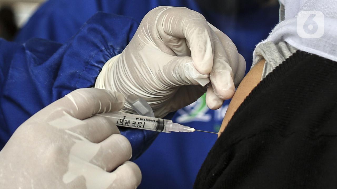 FOTO: Stasiun MRT Jakarta Gelar Vaksinasi COVID-19