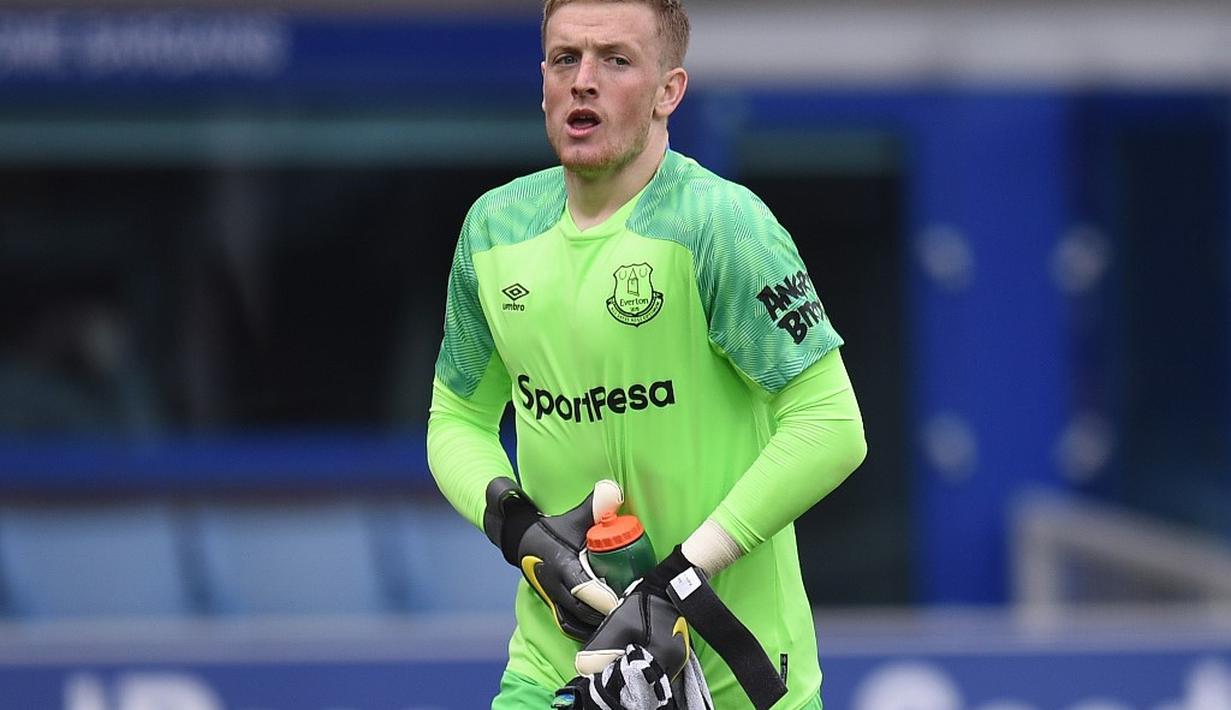 4. Jordan Pickford (Everton) - 38 pertandingan, 14 clean sheet (AFP/Oli Scarff)