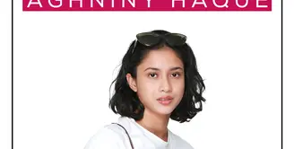 Aghniny Haque menunjukkan barang-barang yang ia bawa di dalam slim bag merahnya ketika pergi buru-buru dan sebentar. Penasaran apa saja isinya? Yuk tonton video ini!