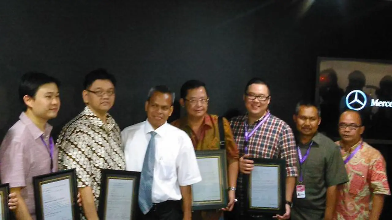 Mercedes-Benz Indonesia Lakukan Sertifikasi Kepada Karoseri