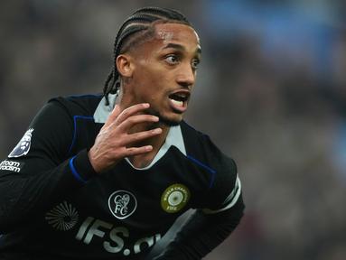 Joao Pedro tampil sebagai mesin pencetak gol Chelsea saat bertandang ke markas Aston Villa dalam laga lanjutan Liga Inggris 2025/2026 di Villa Park, Birmingham pada Rabu (04/03/2026) waktu setempat. (AP Photo/Dave Shopland)