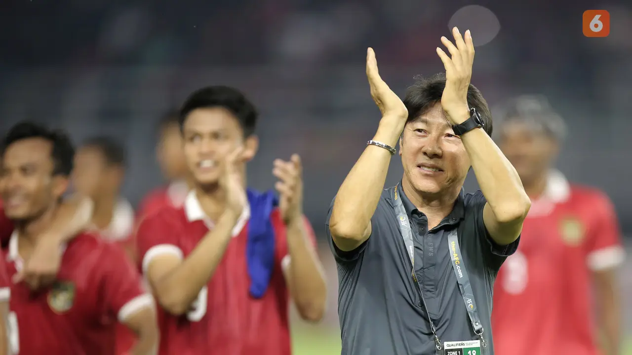 Foto: Yuk Lihat Kelakuan Shin Tae-yong di Laga Pamungkas Kualifikasi Piala Asia U-20 2023