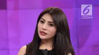 Model ‎Widuri Agesty saat menjadi bintang tamu dalam acara Dear Haters di Liputan6.com, SCTV Tower, Jakarta, Kamis (11/9). (Liputan6.com/Fatkhur Rozaq)