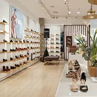 Clarks membuka toko terbarunya di Pondok Indah Mall. Sumber foto: PR.