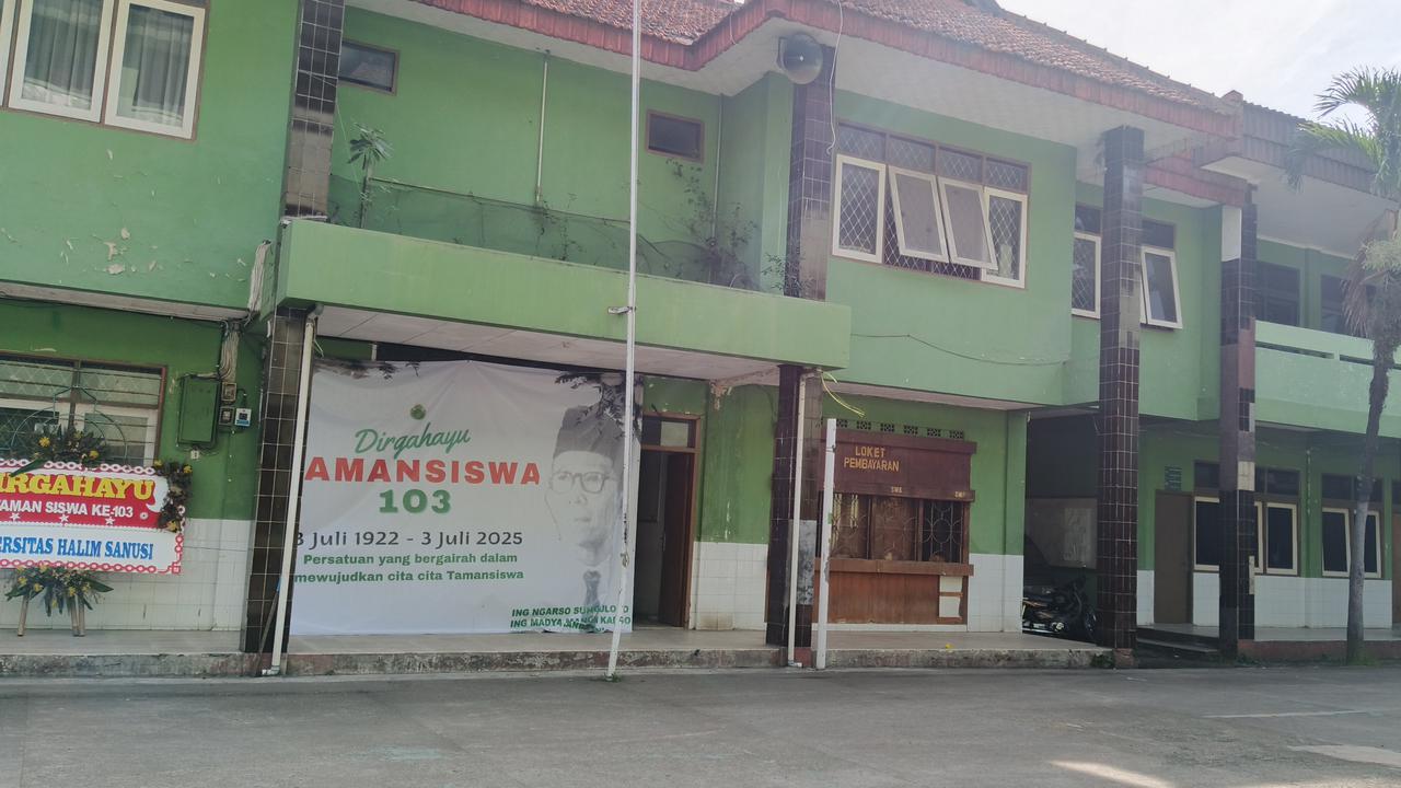 SMK di Bandung Ini Sepi Tak Ada Hingar Bingar MPLS, Pendaftarnya Pilih 'Kabur' ke Sekolah Negeri