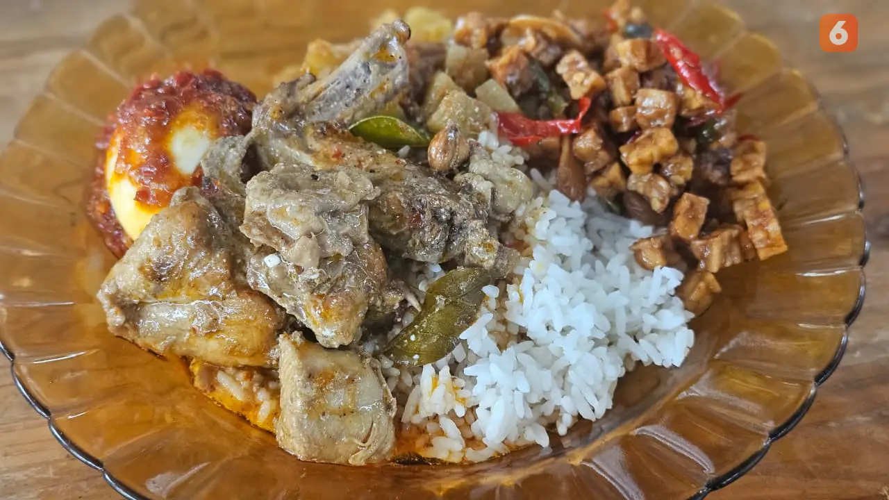 Sarapan dan Nasi Uduk (Foto: Aditya Eka Prawira/Liputan6.com)