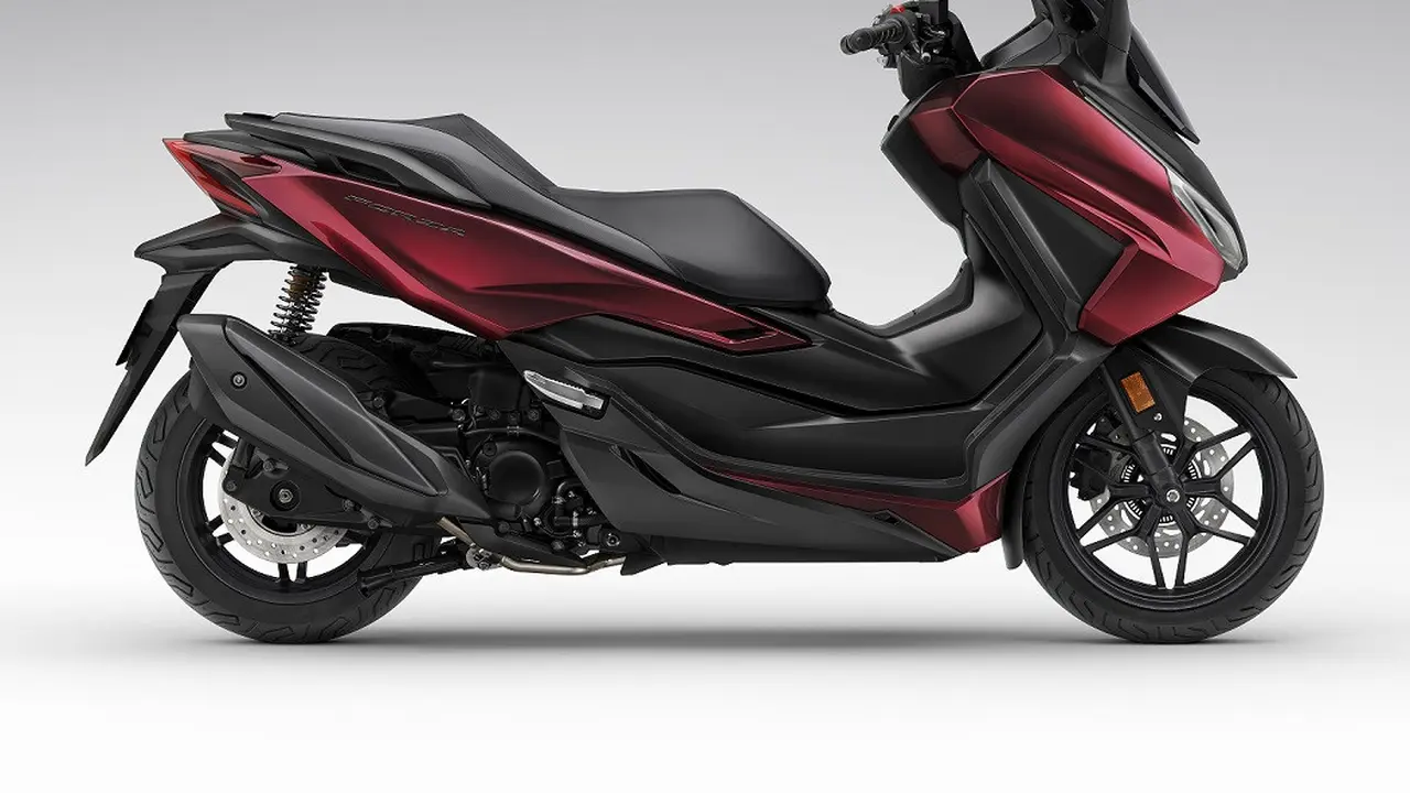 Tanpa Seremoni, Honda Berikan Penyegaran untuk Forza (Ist)