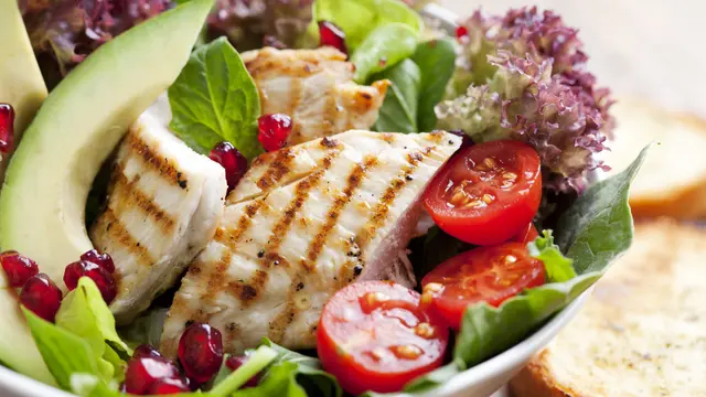 Tips Menjaga Kulit Tetap Sehat dan Glowing di Tengah Aktivitas yang Padat, Wajib untuk Dicoba