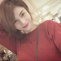 DJ Butterfly memiliki ciri khas, selalu seksi dan memamerkan belahan dada. (Instagram @djbutterfly36)