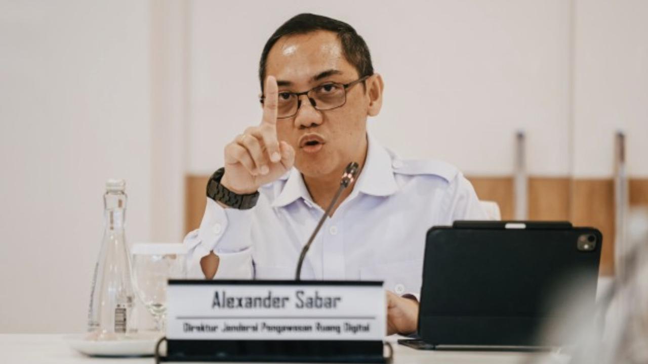 Komdigi Dalami Fitur di Grok AI yang Bisa Buat Konten Pornografi